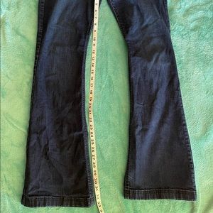 30/11L Lynden Women’s Cinch Jeans